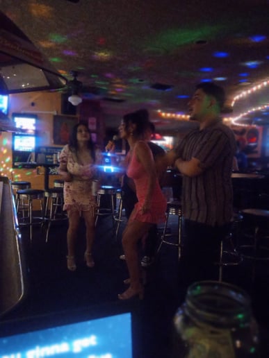 Gallery photo 1 of Kimmy'z Karaoke & Dance Party Experience
