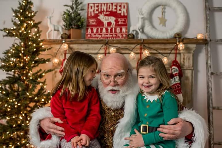 Gallery photo 4 of King of Prussia Santa