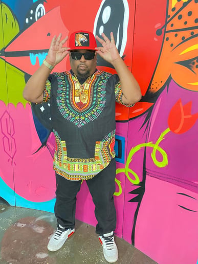 Gallery photo 3 of King Shorty Roc