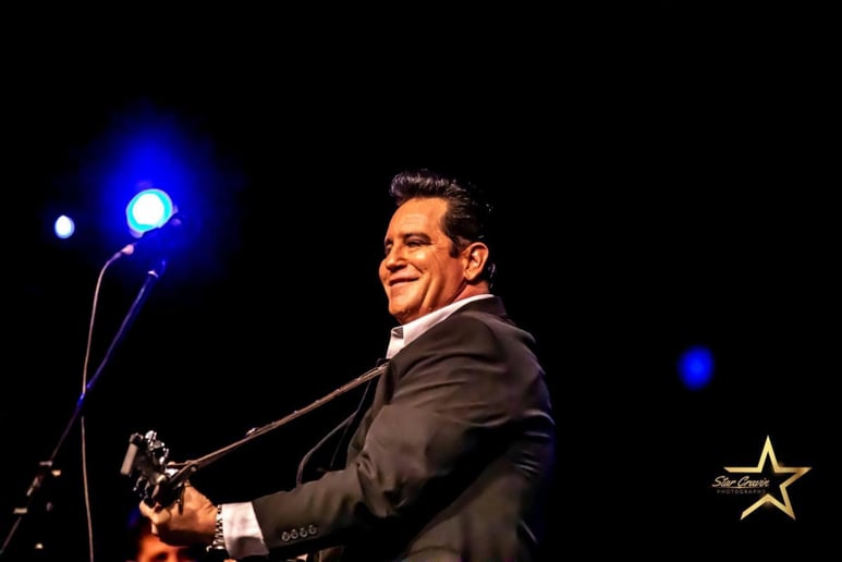 Gallery photo 6 of Bennie Wheels, Johnny Cash & Elvis Tribute Artist