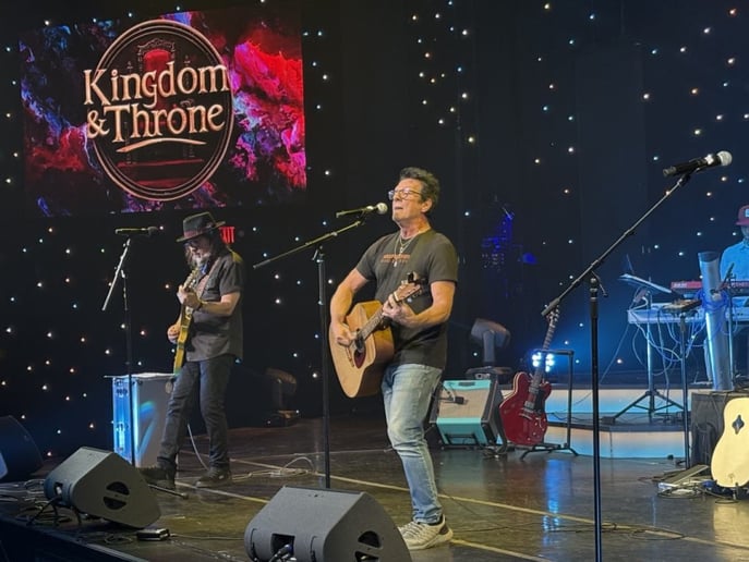 Gallery photo 9 of Kingdom & Throne