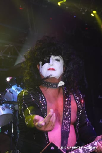 Gallery photo 3 of Kings of the Nighttime World