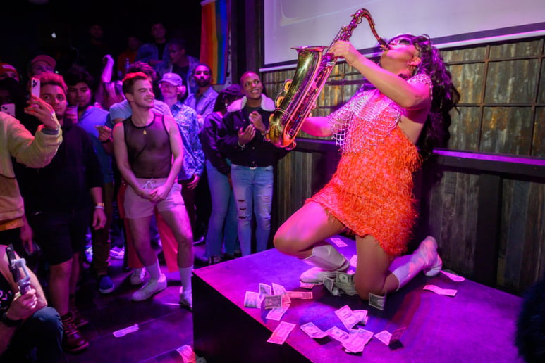 Gallery photo 3 of Kirby the Drag Queen