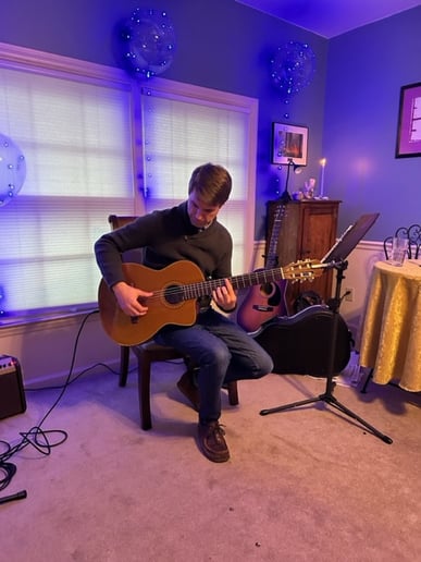 Gallery photo 7 of Kirk Huneycutt Guitarist