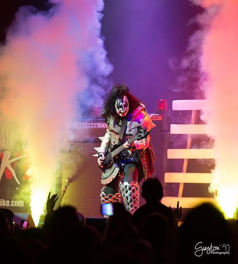 Gallery photo 2 of KISS ALIKE