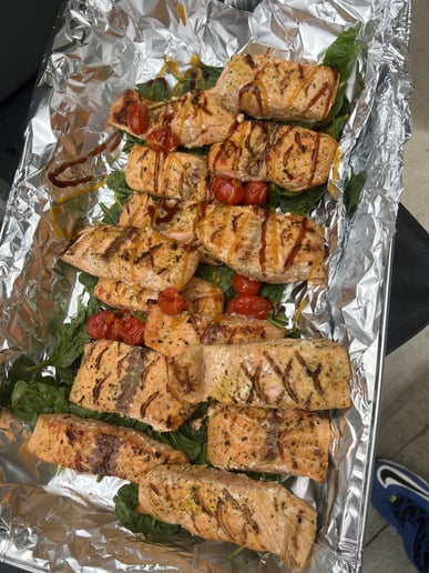 Gallery photo 1 of Kiss Off the Bone Mobile BBQ