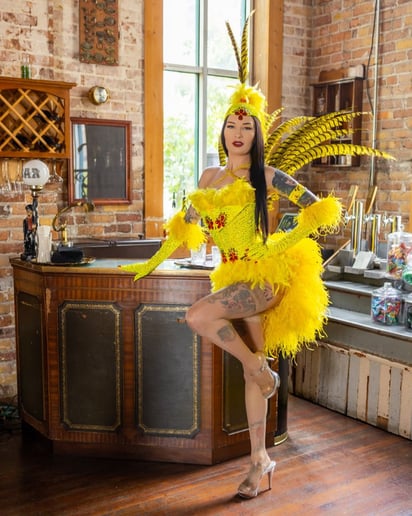 Gallery photo 9 of Kissa Von Addams • Orlando Burlesque & Showgirls