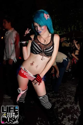 Gallery photo 3 of KittyKat