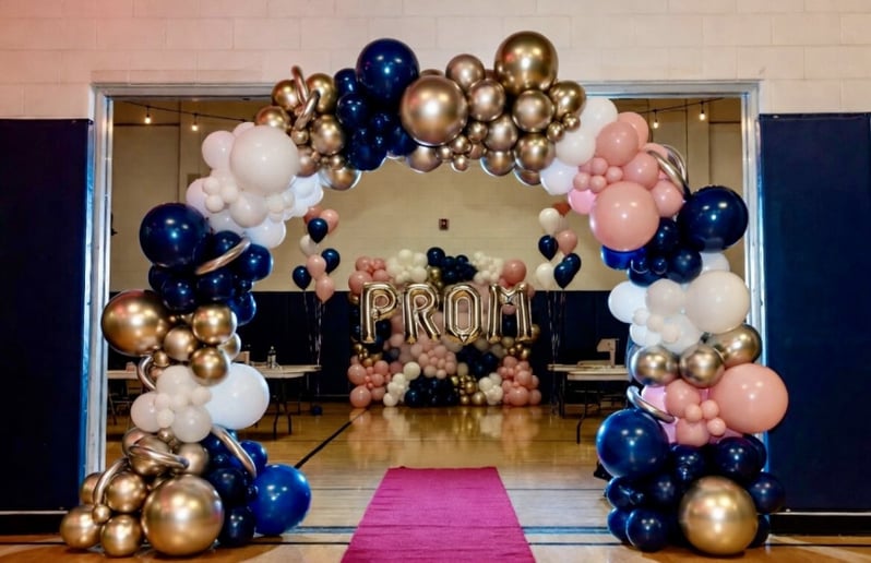 Gallery photo 6 of Knot Your Average Balloons