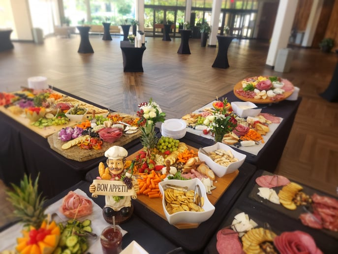 Gallery photo 9 of Knotty Pine Catering