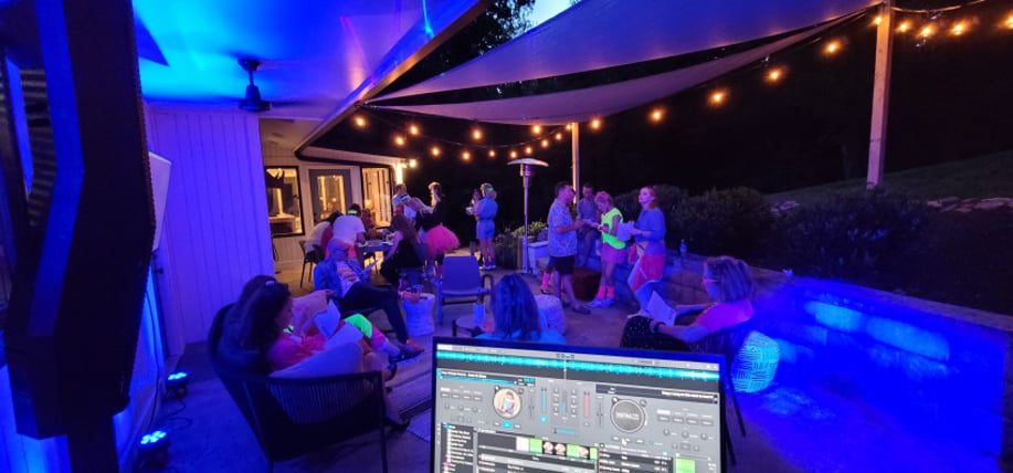 Gallery photo 2 of Knoxville Mobile Karaoke