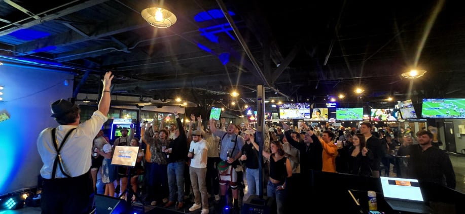 Gallery photo 1 of Knoxville Mobile Karaoke