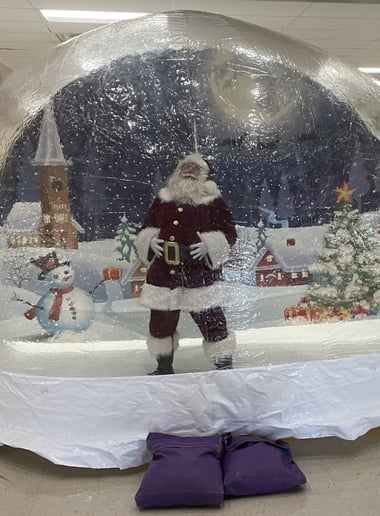 Gallery photo 3 of Koach Kringle