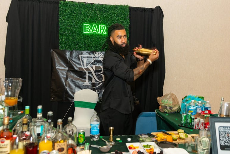 Gallery photo 1 of Krafty Mobile Bartending