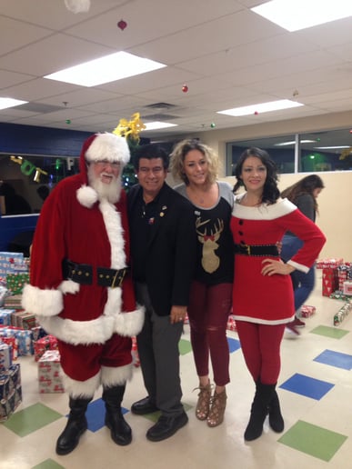Gallery photo 5 of Kris Bob Kringle