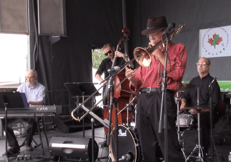 Gallery photo 7 of Kris Jay Trio