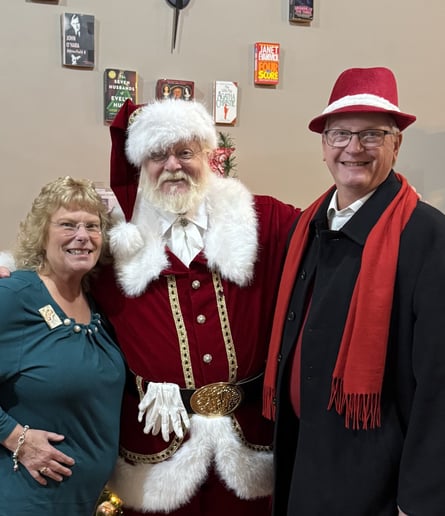 Gallery photo 7 of Kris Kringle IV