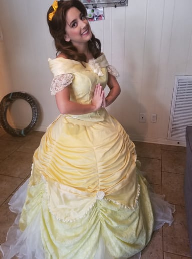 Gallery photo 9 of Kristen Swanson