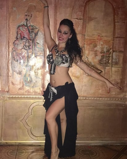 Gallery photo 10 of Krystal Middle Eastern Dancer
