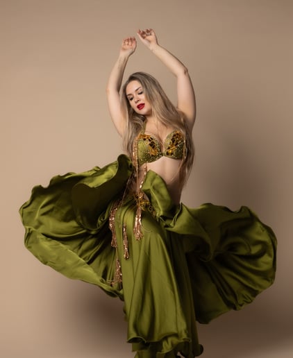 Gallery photo 6 of Ksenia - Toronto's Favourite Bellydancer