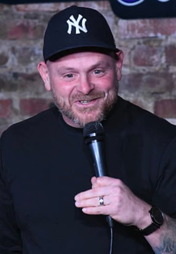 Gallery photo 2 of Kursh Comedy
