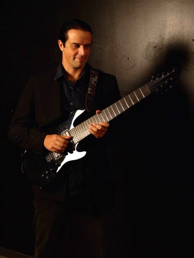 Gallery photo 2 of Kurt Szul Solo Guitar