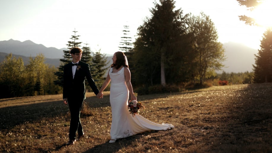 Gallery photo 4 of Kyle Olthoff Weddings