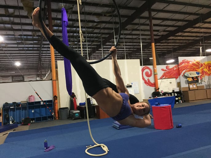 Gallery photo 4 of Kylie - silks artist