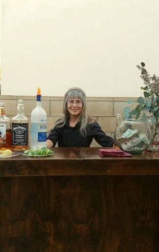 Gallery photo 10 of Kym's Bartenders & Party Helpers