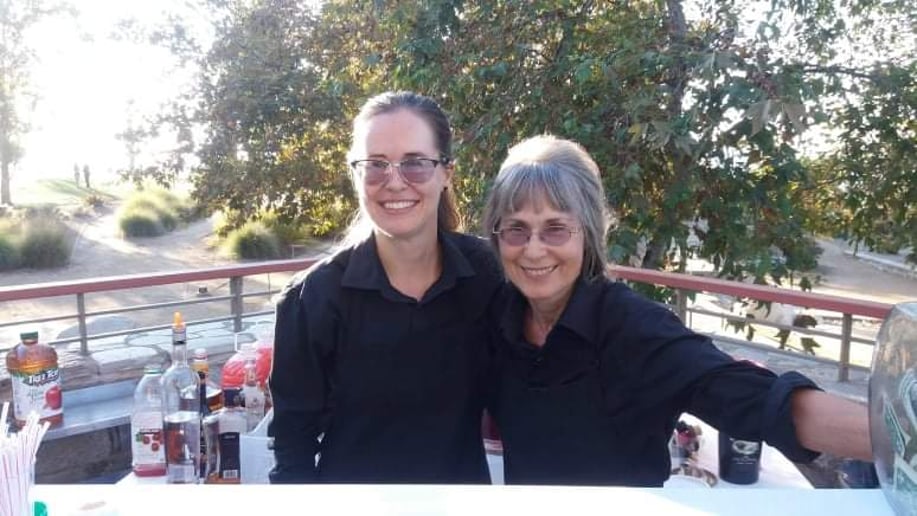 Gallery photo 20 of Kym's Bartenders & Party Helpers