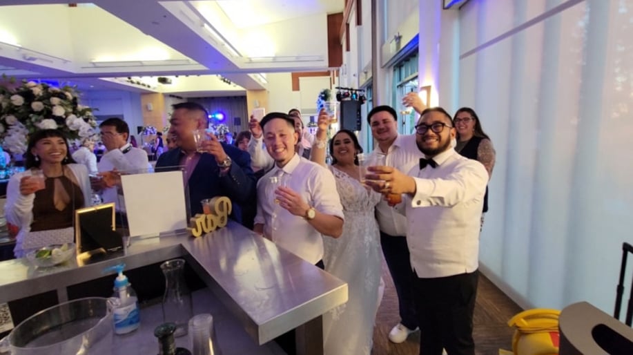 Gallery photo 30 of Kym's Bartenders & Party Helpers