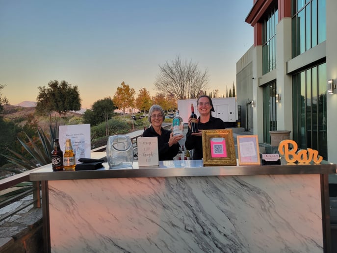 Gallery photo 29 of Kym's Bartenders & Party Helpers