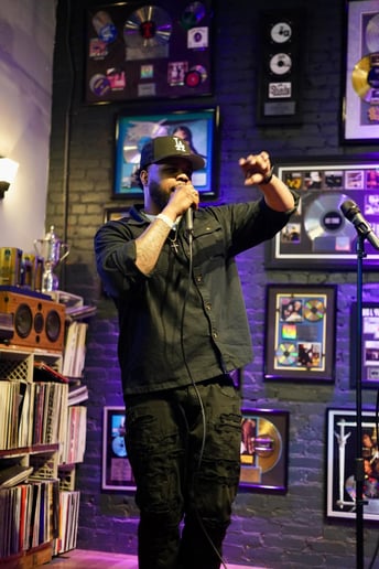 Gallery photo 5 of Kyree