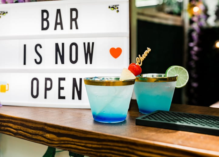 Gallery photo 2 of La Dolce Vita Mobile Bar
