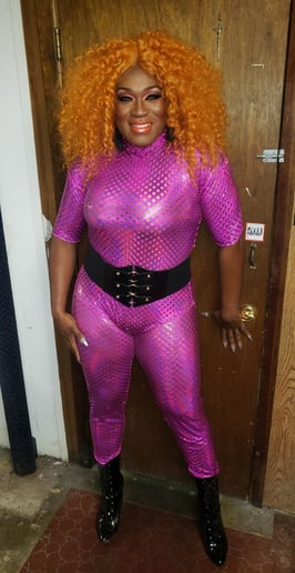 Gallery photo 5 of Lady Keyante