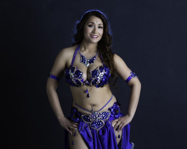Gallery photo 19 of Lady Laura Bellydancer