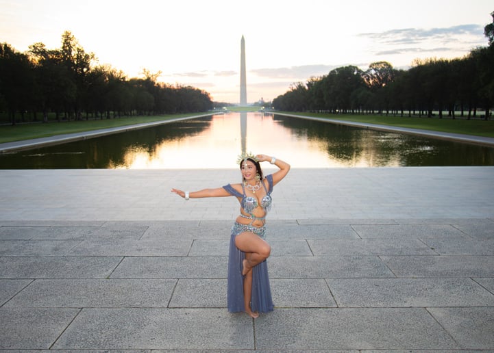 Gallery photo 20 of Lady Laura Bellydancer