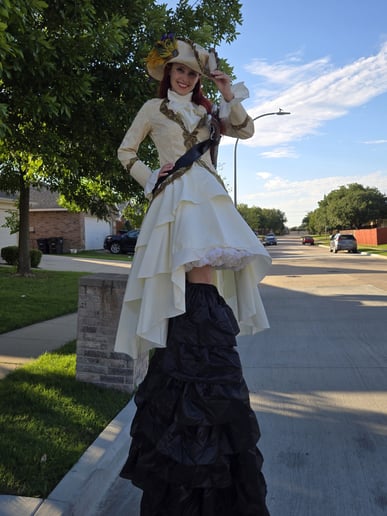 Gallery photo 1 of Lady Stiltwalker DFW