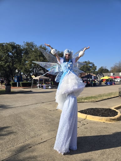 Gallery photo 8 of Lady Stiltwalker DFW