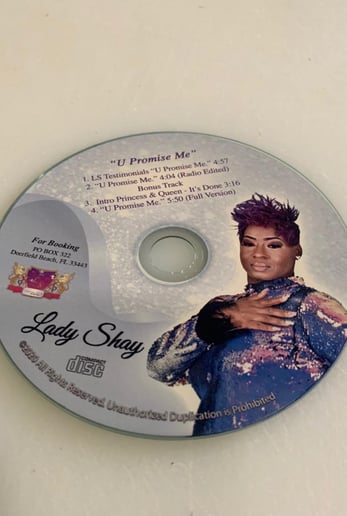 Gallery photo 3 of "LadyShay"
