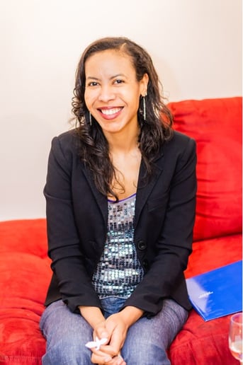 Gallery photo 8 of LadyVee DaPoet