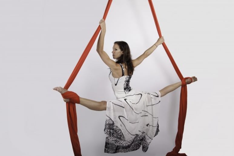 Gallery photo 2 of Laetitia