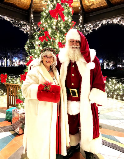 Gallery photo 5 of Lafayette Indiana Santa and Mrs. Merry Claus