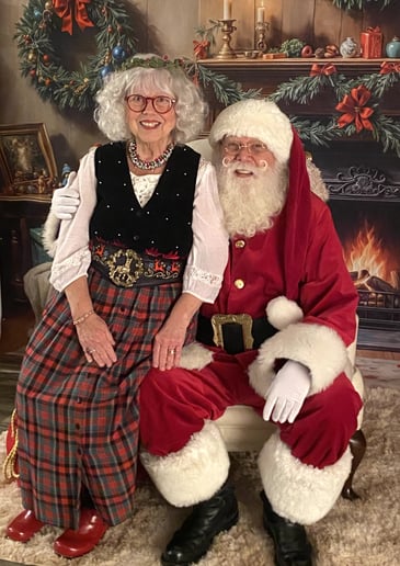 Gallery photo 4 of Lafayette Indiana Santa and Mrs. Merry Claus