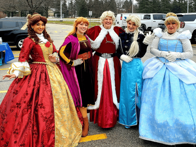 Gallery photo 19 of Lake Country Santa Claus