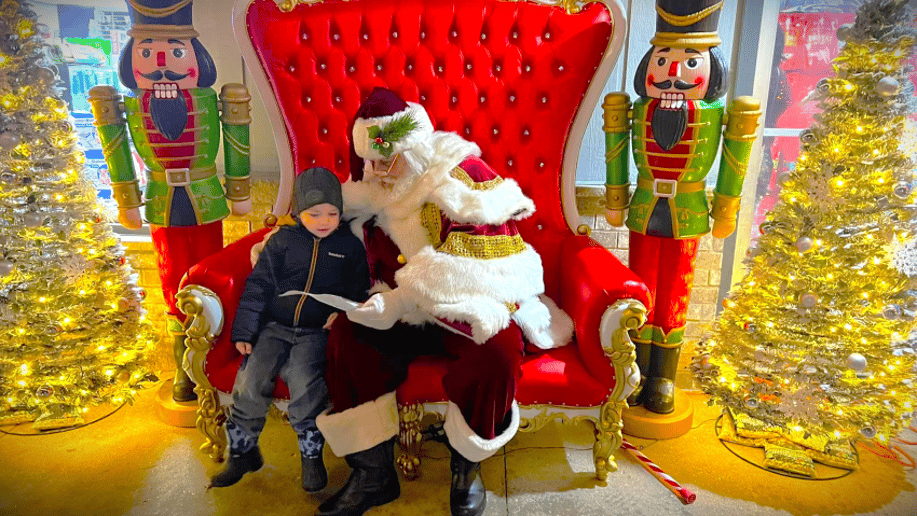 Gallery photo 82 of Lake Country Santa Claus