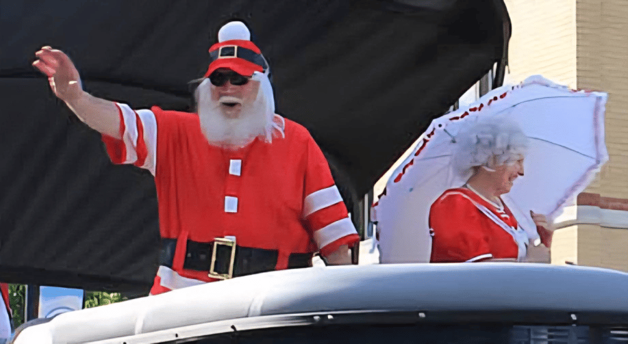 Gallery photo 32 of Lake Country Santa Claus