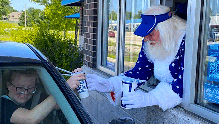 Gallery photo 58 of Lake Country Santa Claus