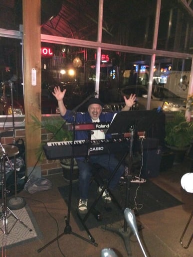 Gallery photo 1 of Solo Piano and Vocal