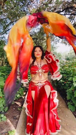 Gallery photo 3 of Lamia Belly Dance
